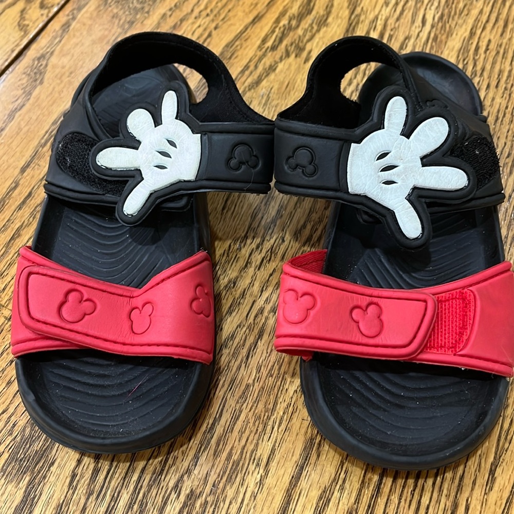 Mickey Mouse sandals size 30 (12.5)